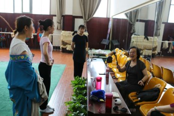 戰(zhàn)高溫冒酷暑 齊心協(xié)力搞創(chuàng)作——甘肅秦腔藝術劇院新劇目創(chuàng)排再創(chuàng)佳績