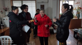 用真情送溫暖  以行動(dòng)見(jiàn)真情——甘肅省雜技團(tuán)領(lǐng)導(dǎo)2019年春節(jié)前慰問(wèn)老干部及傷殘?zhí)厥馊藛T