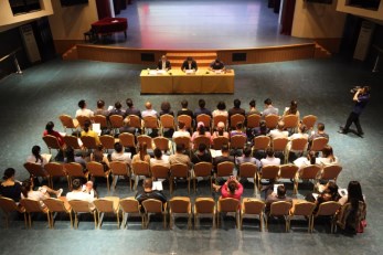 甘肅省歌舞劇院召開(kāi)“不忘初心、牢記使命”主題教育動(dòng)員部署會(huì)