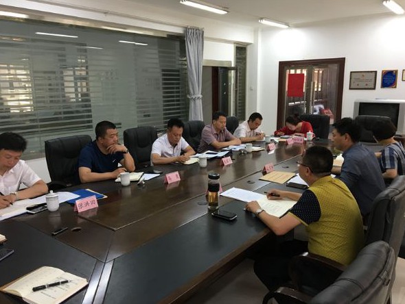 甘肅演藝集團副總經(jīng)理龍富國一行到敦煌藝術(shù)團調(diào)研