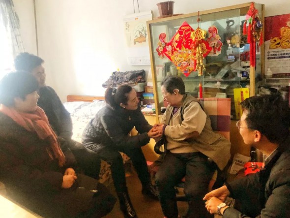 喜迎新年送真情，濃濃關(guān)愛暖人心——甘肅演藝集團(tuán)歌舞劇院組織開展春節(jié)走訪慰問老干部、老黨員及困難職工活動