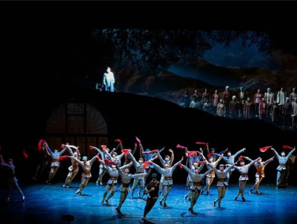 《致敬百年》亮相“喜迎二十大 奮進(jìn)新征程”文藝匯演暨第三屆黃河之濱藝術(shù)節(jié)線上展播活動