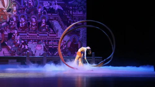 【常態(tài)化駐場(chǎng)演出惠民專場(chǎng)60元起】明晚帶您去看敦煌舞蹈的開山之作—中國(guó)經(jīng)典舞劇《絲路花雨》！