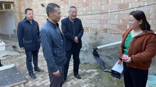 甘肅演藝集團(tuán)深入開展“結(jié)對(duì)關(guān)愛”行動(dòng)