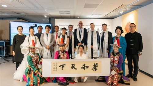 以舞為媒 以琴會友——甘肅演藝集團歌舞劇院藝術(shù)家參加荷蘭“茶和天下”?雅集甘肅特色文旅展示交流活動
